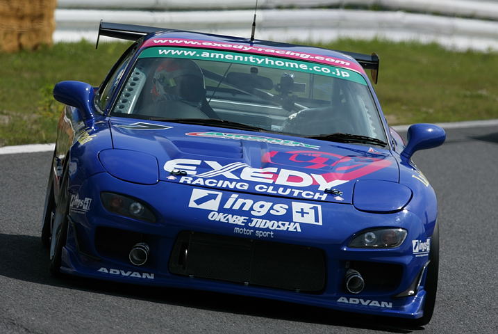 ST3クラス予選トップはアメニティホーム・エクセディRX-７（井入宏之／佐々木孝太／赤鮫オヤ�