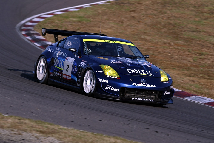 決勝で優勝し最終戦を待たずしてST1クラスのチャンピオンを決めたENDLESS ADVAN Z（影山正美／青�