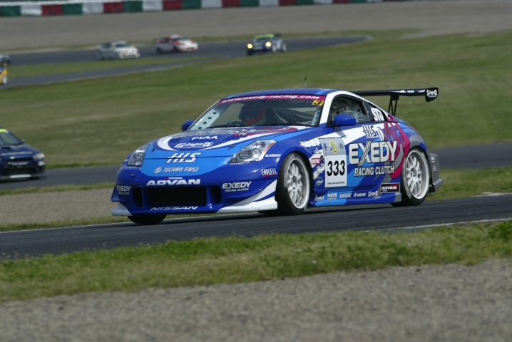 序盤から白熱のトップ争いが繰り広げられたST3クラスは、最後までノーミスの333号車が勝利