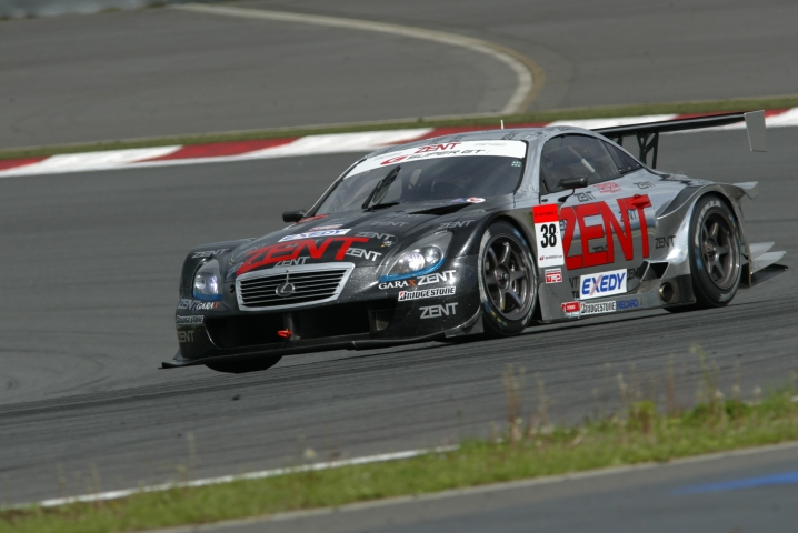 レクサス勢の初勝利を挙げたのは、富士に強いセルモ＆立川だった