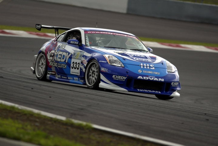 ST3クラスは333号車が開幕3連勝を達成した。