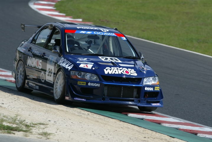 上位陣のトラブルやペナルティにも助けられ、RSオガワランサー20号車が今季初優勝