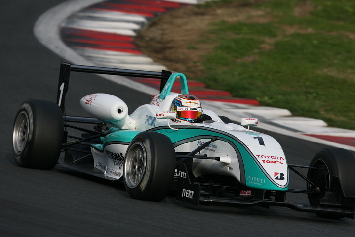 決勝で2位に入ったカルロ・ヴァン・ダム（TOM'S）