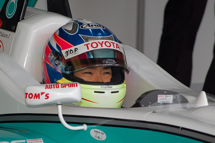 第3戦のポールシッター、井口卓人（TOM'S）