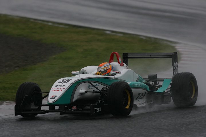 国本京佑（TDP TOM'S）は第5戦予選3位、第6戦予選5位