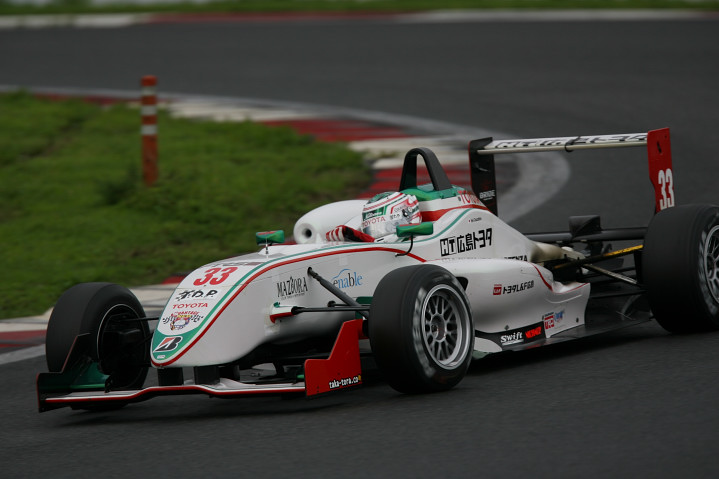 決勝: 3位はケイ・コッツォリーノ（NOW）