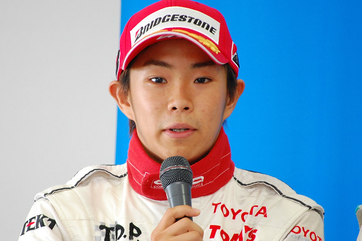 決勝記者会見: 3位は井口卓人（TOM'S）