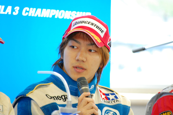 決勝記者会見: ナショナルクラス2位の松下昌揮（AIM）