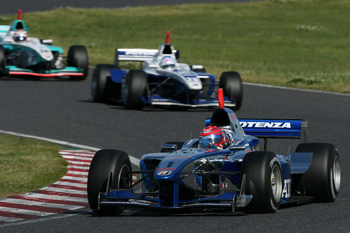 松田次生（LOWSON IMPUL）は、ポールトゥウインで地元鈴鹿での初優勝を飾る