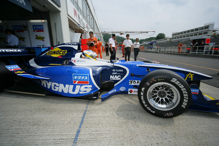 ノックアウト予選に出撃する石浦宏明（LeMans）、ルーキーながら3位に喰い込む