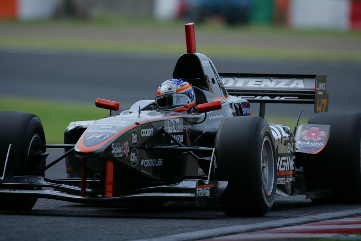 日曜朝のフリー走行トップタイムはロニー･クインタレッリ（CERUMO/INGING）