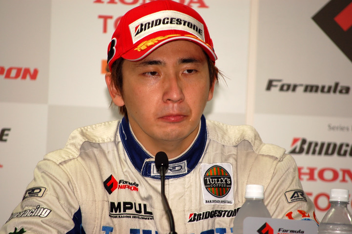 予選記者会見: ポールポジションの松田次生（IMPUL）