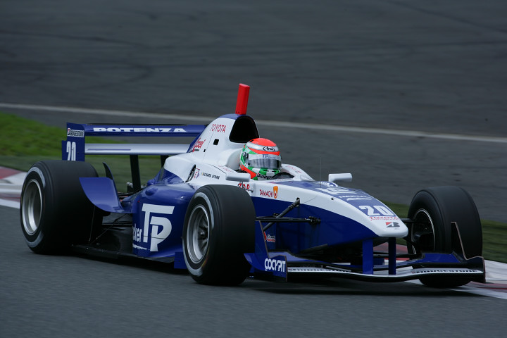 フリー走行1回目: 平手晃平に代わりスポット参戦のリチャード・ライアン（インパル）は14位