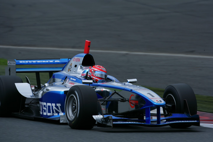 フリー走行1回目: 7連続PPを狙う松田次生はトップタイムスタート