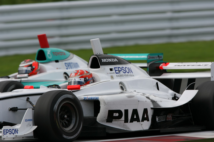 決勝第1レース: 3位は小暮卓史（NAKAJIMA）