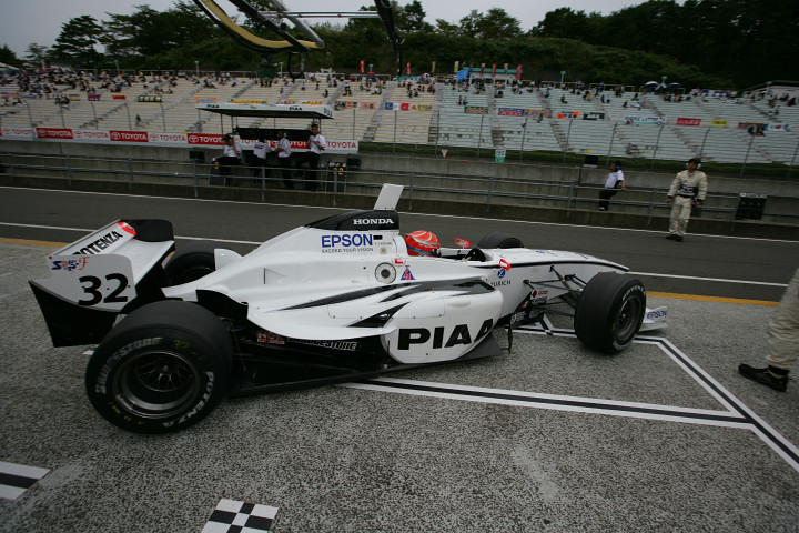 松田次生と小暮卓史の一騎打ちになると思われたQ3だったが、小暮もアタックすらできなかった