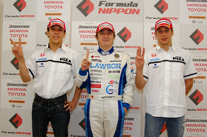 決勝記者会見でのトップ3