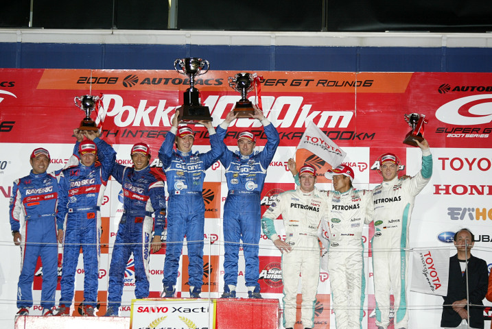 GT500クラスの表彰式