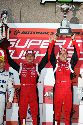 GT500クラスの表彰式