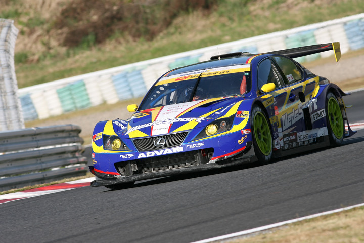 フリー走行: GT300クラストップタイムはウェッズスポーツIS350（織戸学／阿部翼組）