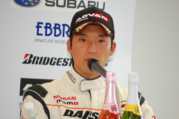 GT300クラス優勝の藤井誠暢（ダイシンADVAN Z）