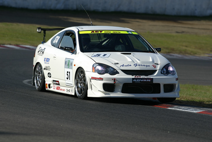 ST4クラス、フリー走行トップタイムはAGY ingsインテグラ（井尻薫／黒木英春／黒木健次組）