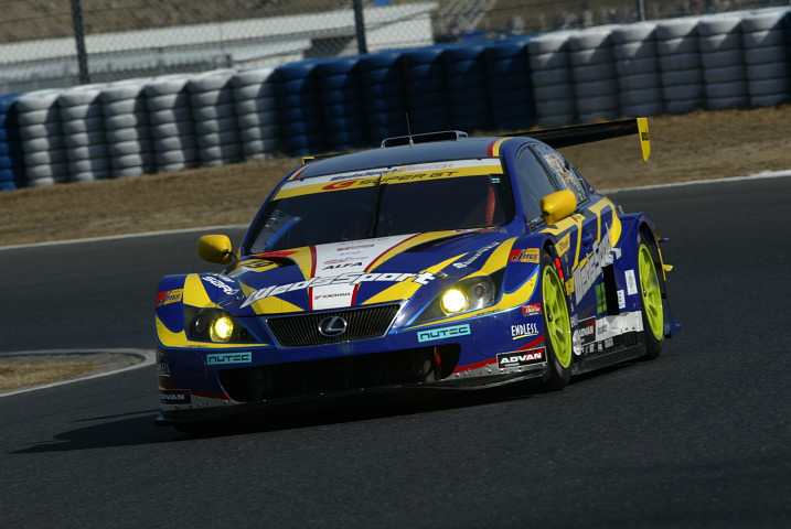 公式練習、GT300トップタイムはウェッヅスポーツIS350（織戸学／片岡龍也組）