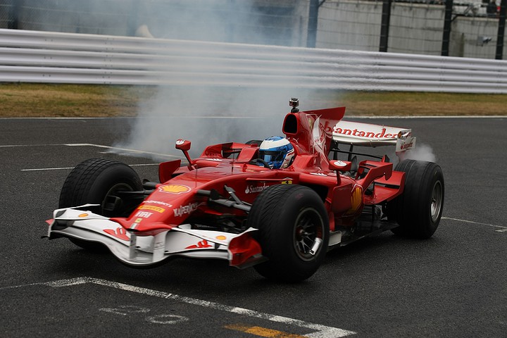 フェラーリ・レーシング・デイズ鈴鹿: ミカ・サロ選手のフェラーリF1デモラン(4)