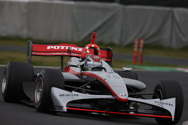 CarNo.19: ジョアオ・パオロ・デ・オリベイラ（TEAM IMPUL）