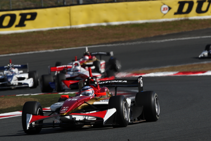 FUJI SPRINT CUP 決勝: 佐藤琢磨（TEAM 無限）