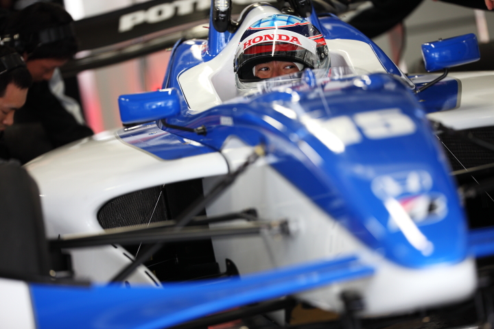 鈴鹿ファン感謝デー、エキシビションラウンド0: 佐藤琢磨（無限）