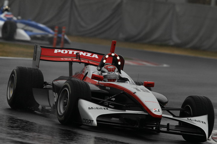 優勝はジョアオ・パオロ・デ・オリベイラ（インパル）