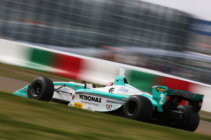 中嶋一貴（PETRONAS TEAM TOM'S）