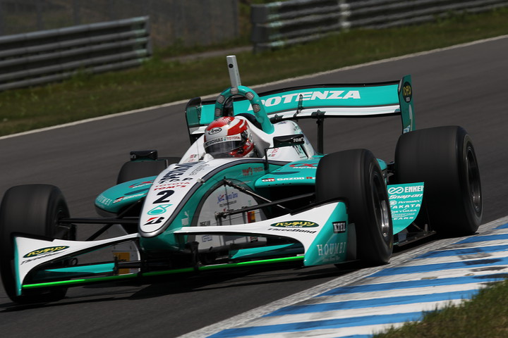 公式予選1回目: 3位は中嶋一貴（トムス）