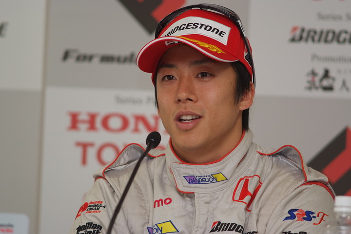 公式予選記者会見: 予選3位の伊沢拓也（ダンディライアン）