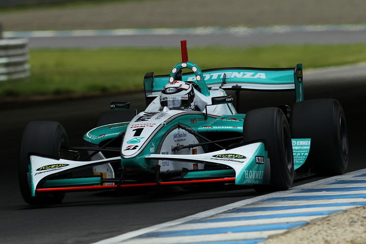 優勝はアンドレ・ロッテラー（トムス）