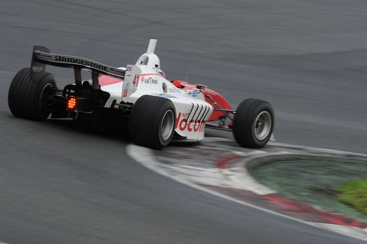 塚越広大（DOCOMO TEAM DANDELION RACING）