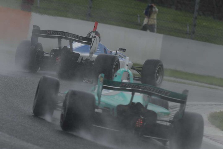 大島和也（Team LeMans） vs 中嶋一貴（PETRONAS TEAM TOM’S）