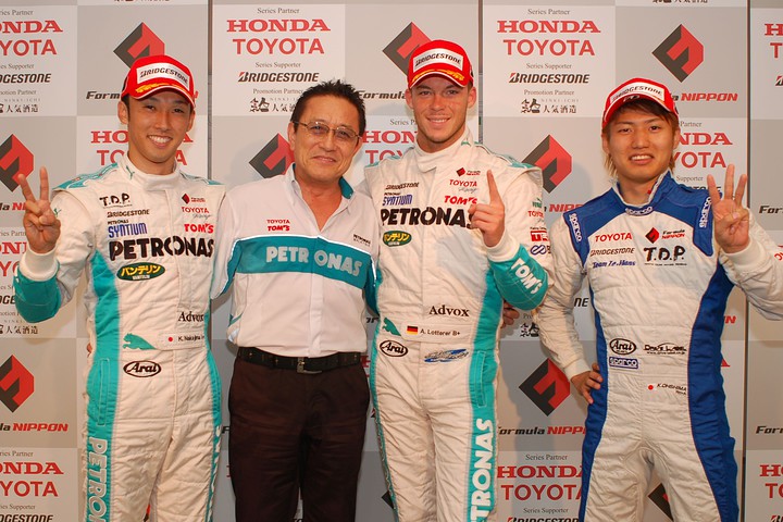 決勝記者会見: トップ3のドライバーと優勝チーム監督