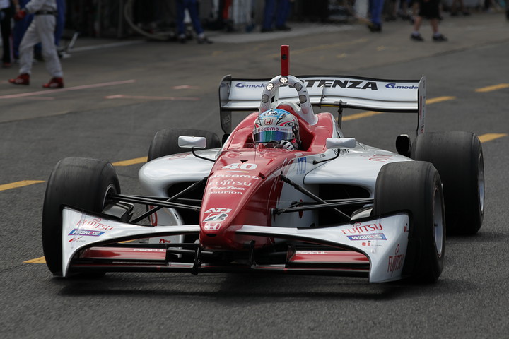 フリー走行2回目: 3位は伊沢拓也（ダンディライアン）