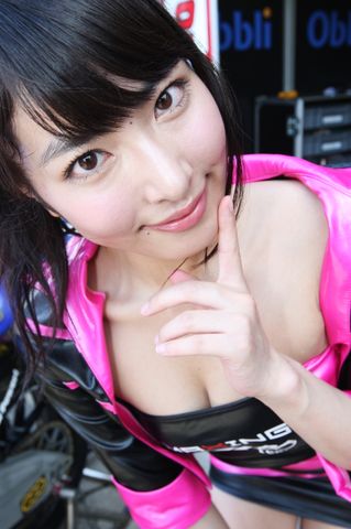 由愛可奈（レースクイーン）