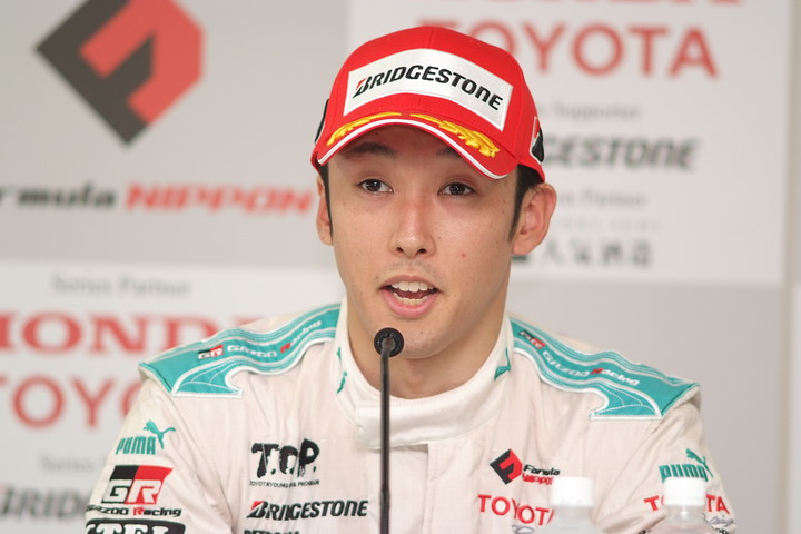 公式予選記者会見: 予選3位の中嶋一貴（トムス）