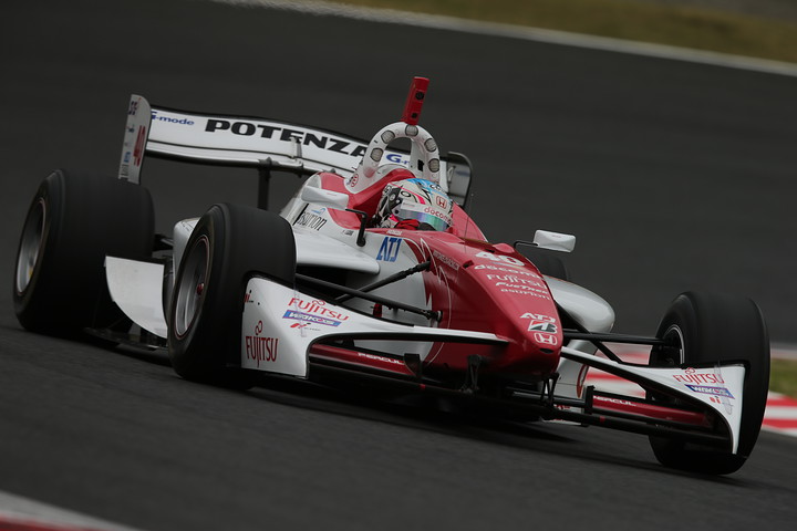 フリー走行1回目: 2位は伊沢拓也（ダンディライアン）