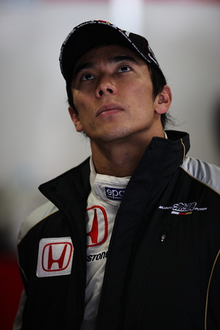 佐藤琢磨（TEAM 無限）