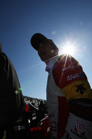 佐藤琢磨（TEAM 無限）