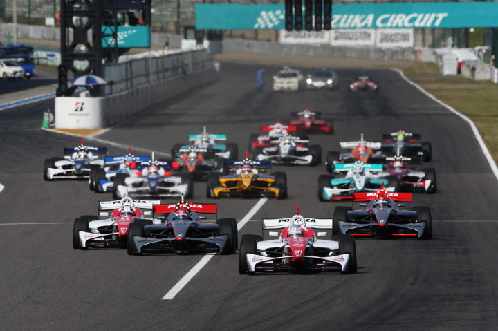 レース1: スタートシーン