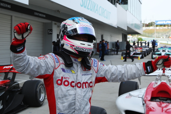 レース1: 優勝した伊沢拓也（DOCOMO TEAM DANDELION RACING）