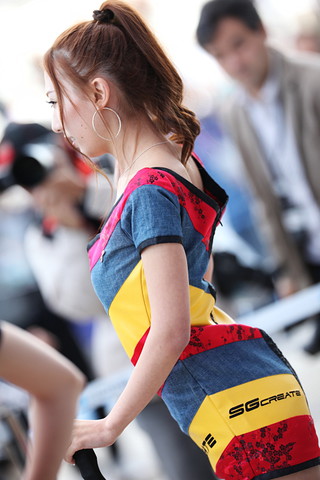 岩崎由衣（SGC by KCMG）