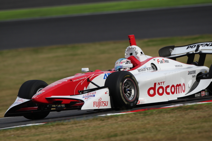 レース2: 伊沢拓也（DOCOMO TEAM DANDELION RACING）