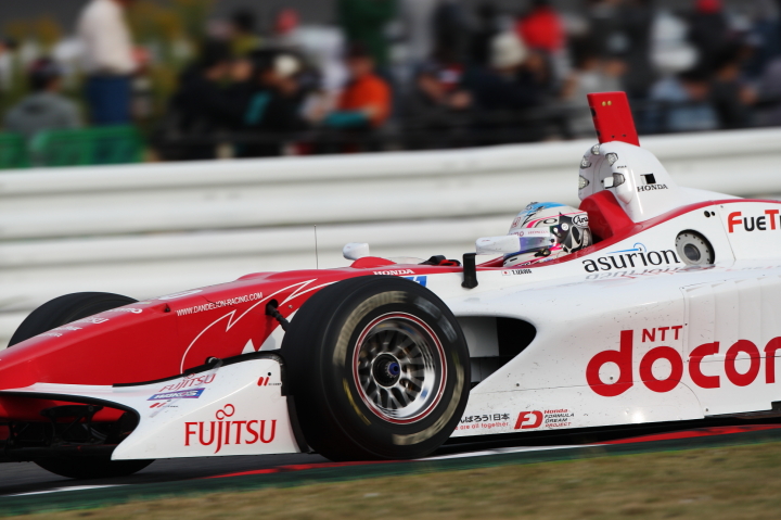 レース2: 伊沢拓也（DOCOMO TEAM DANDELION RACING）